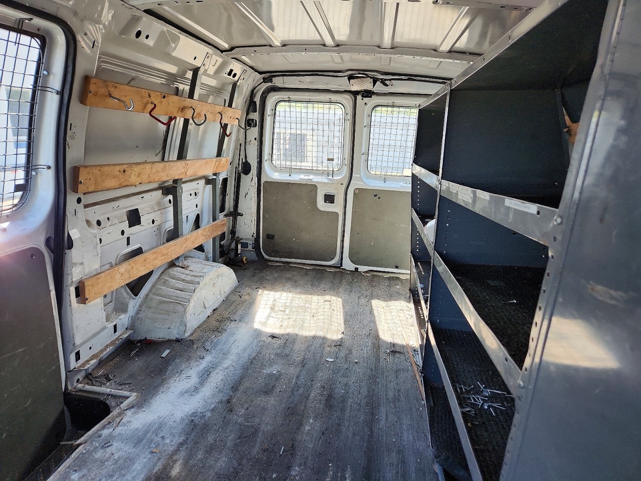Ford Econoline E250 Van