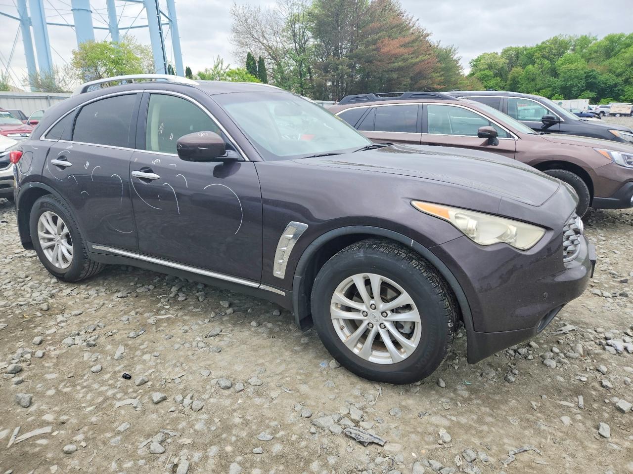 INFINITI Fx Base