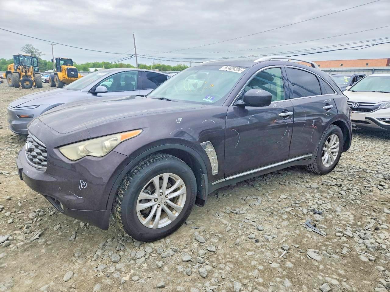 Salvage INFINITI Fx Image
