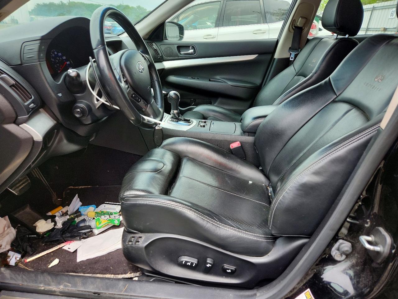 INFINITI G37 X