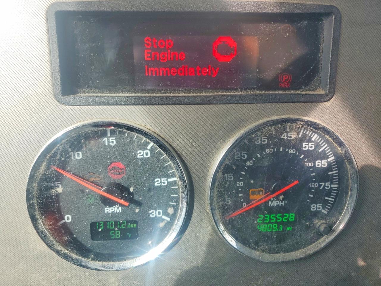 Kenworth T330