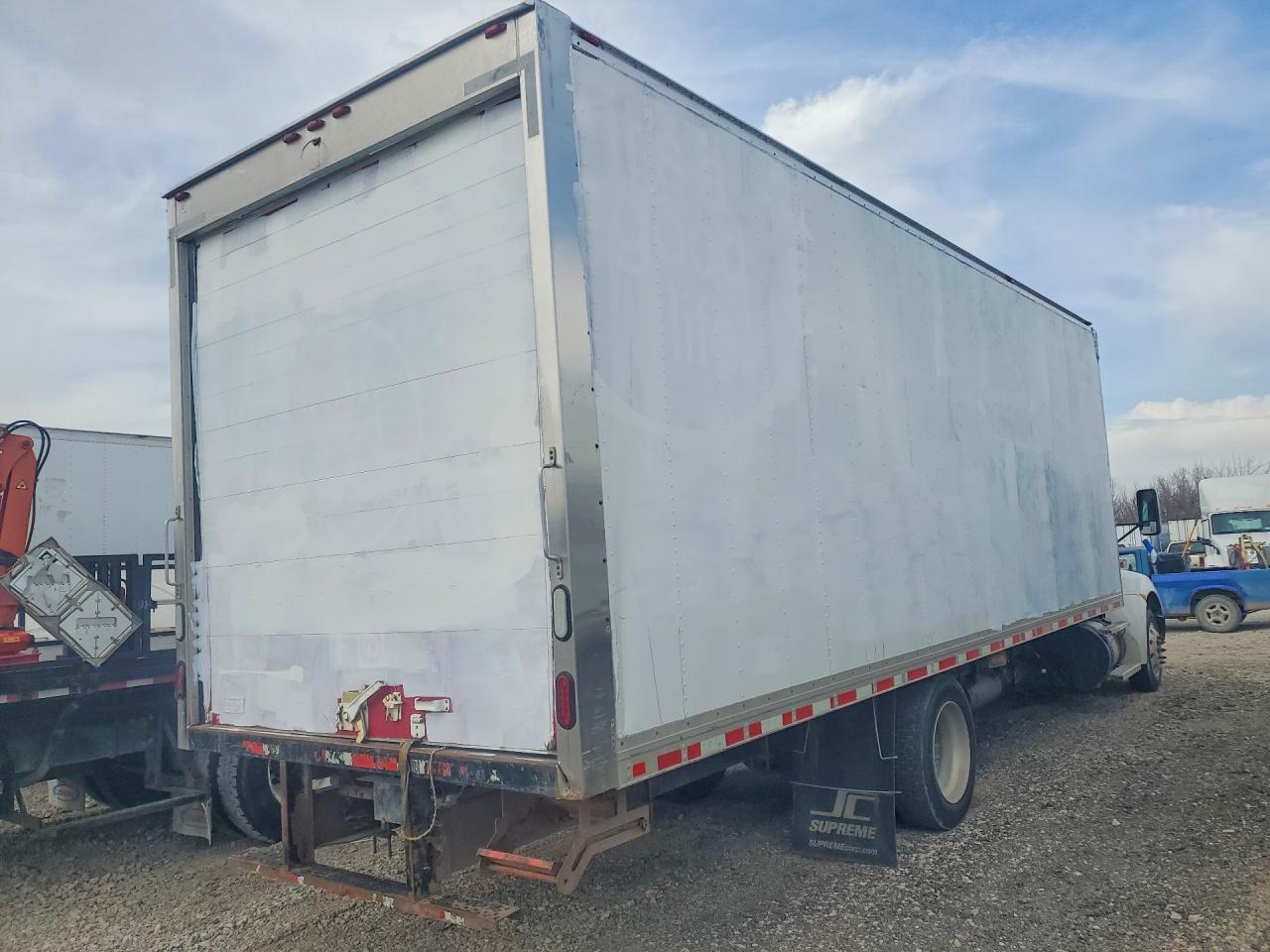 Kenworth T330