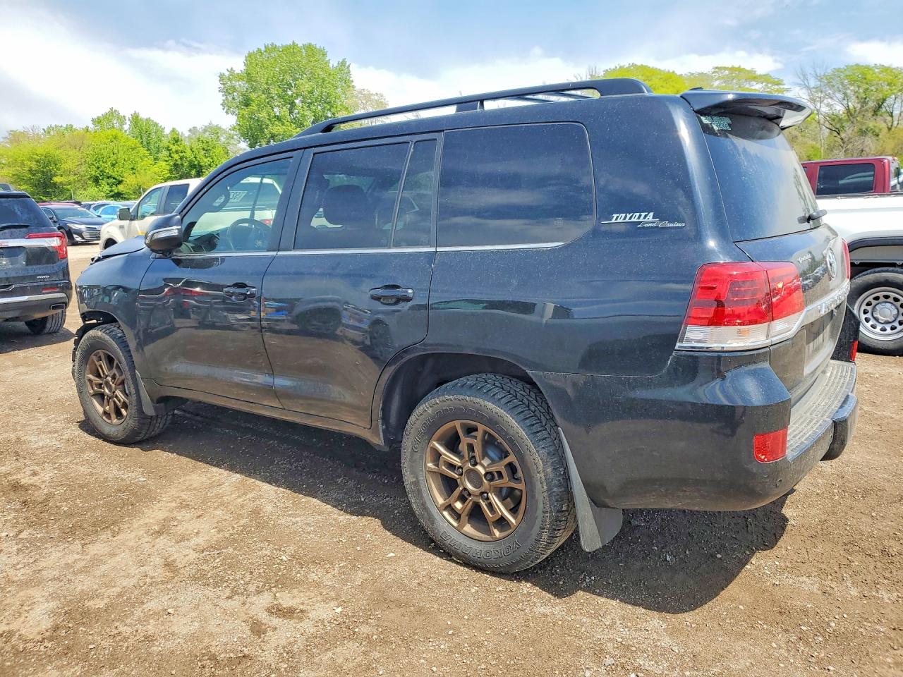 Toyota Land Cruis Heritage Edition