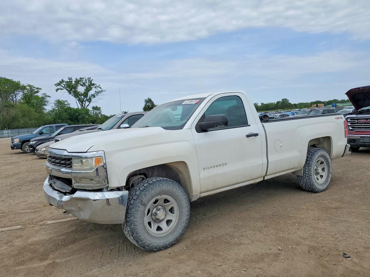 Salvage Chevrolet Silverado Image