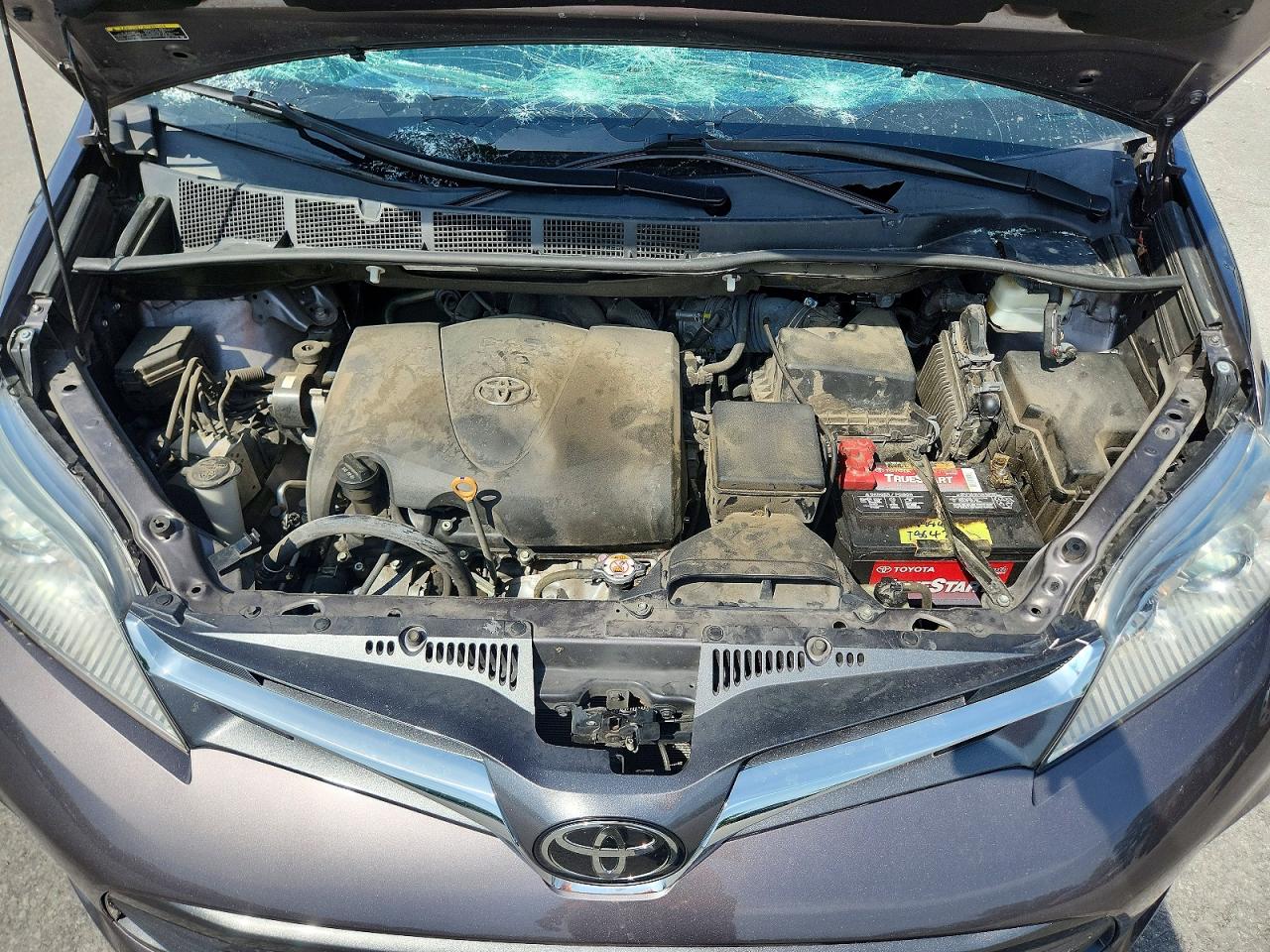 Toyota Sienna Xle 8-passenger