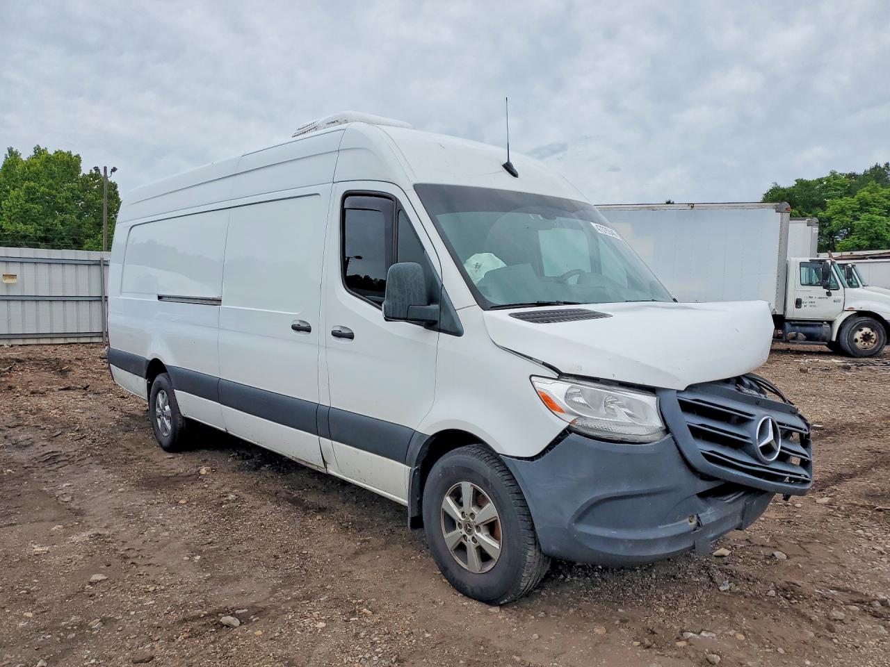 Mercedes-Benz Sprinter 2500