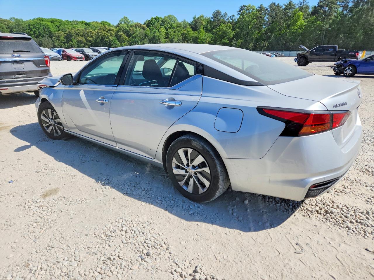 Nissan Altima S
