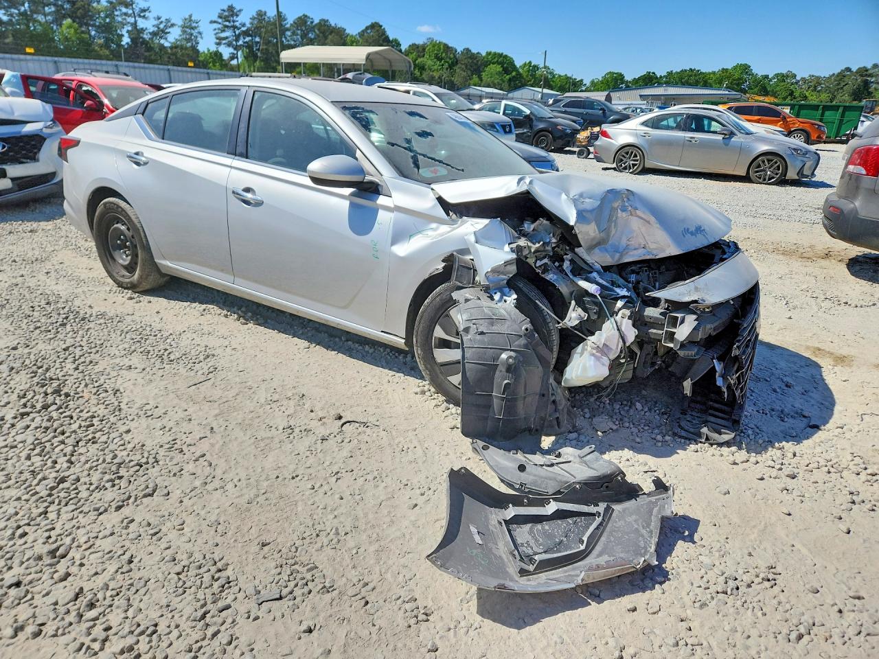 Nissan Altima S