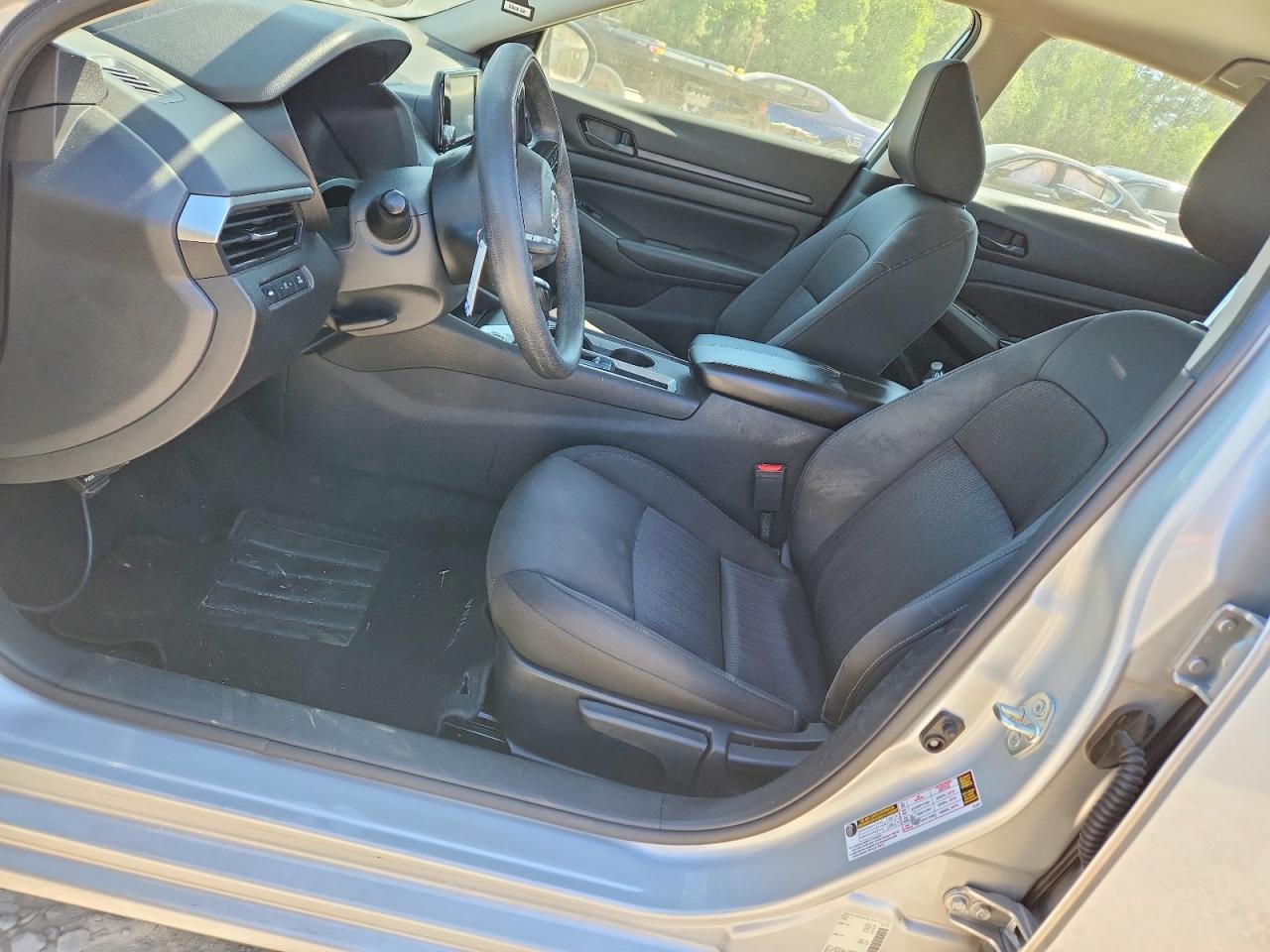 Nissan Altima S