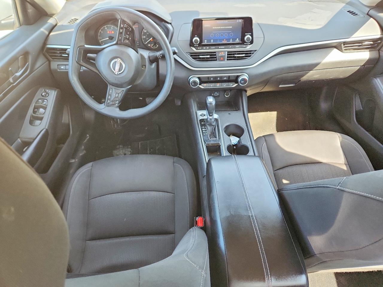 Nissan Altima S
