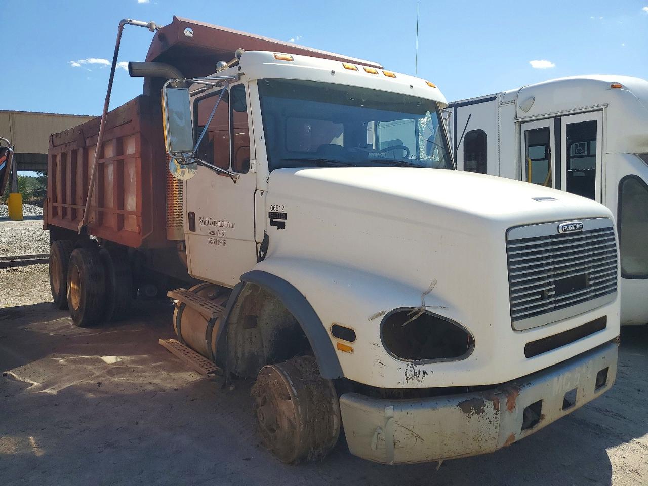 Salvage Freightliner Fl112 Image