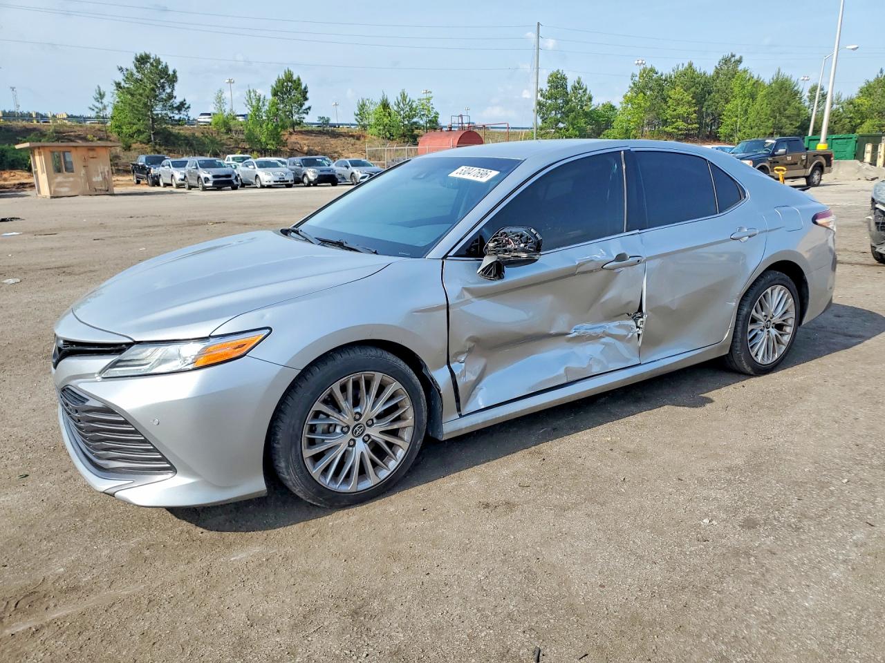 Salvage Toyota Camry Image