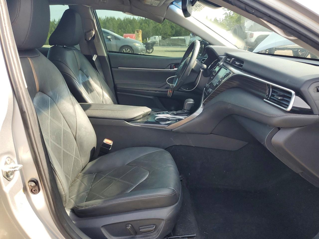 Toyota Camry Xle