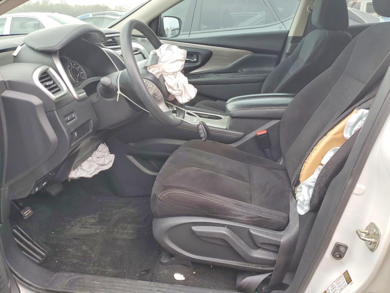 Nissan Murano S
