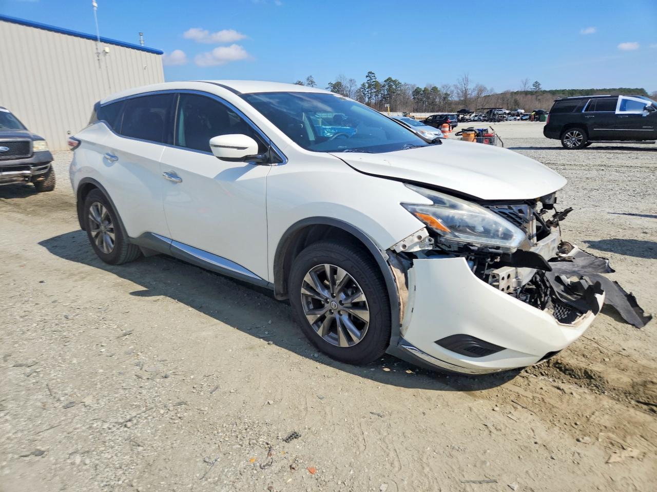Nissan Murano S