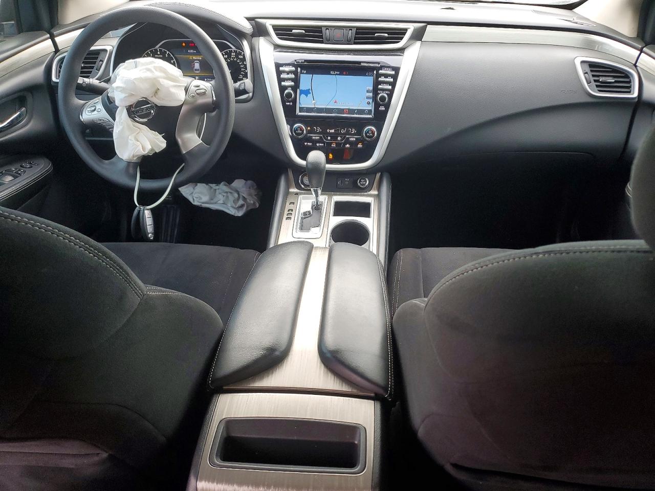 Nissan Murano S