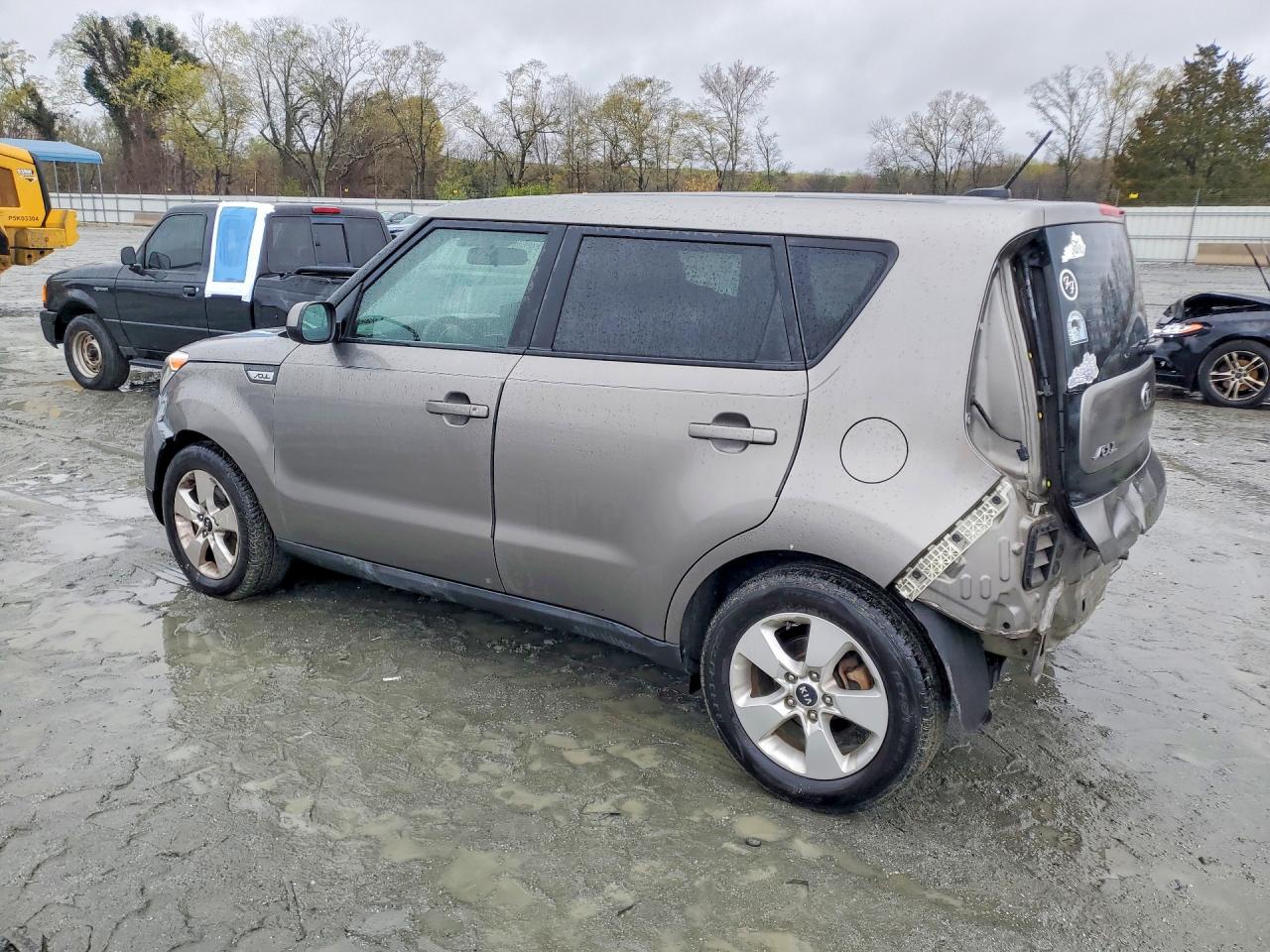 Kia Soul Base