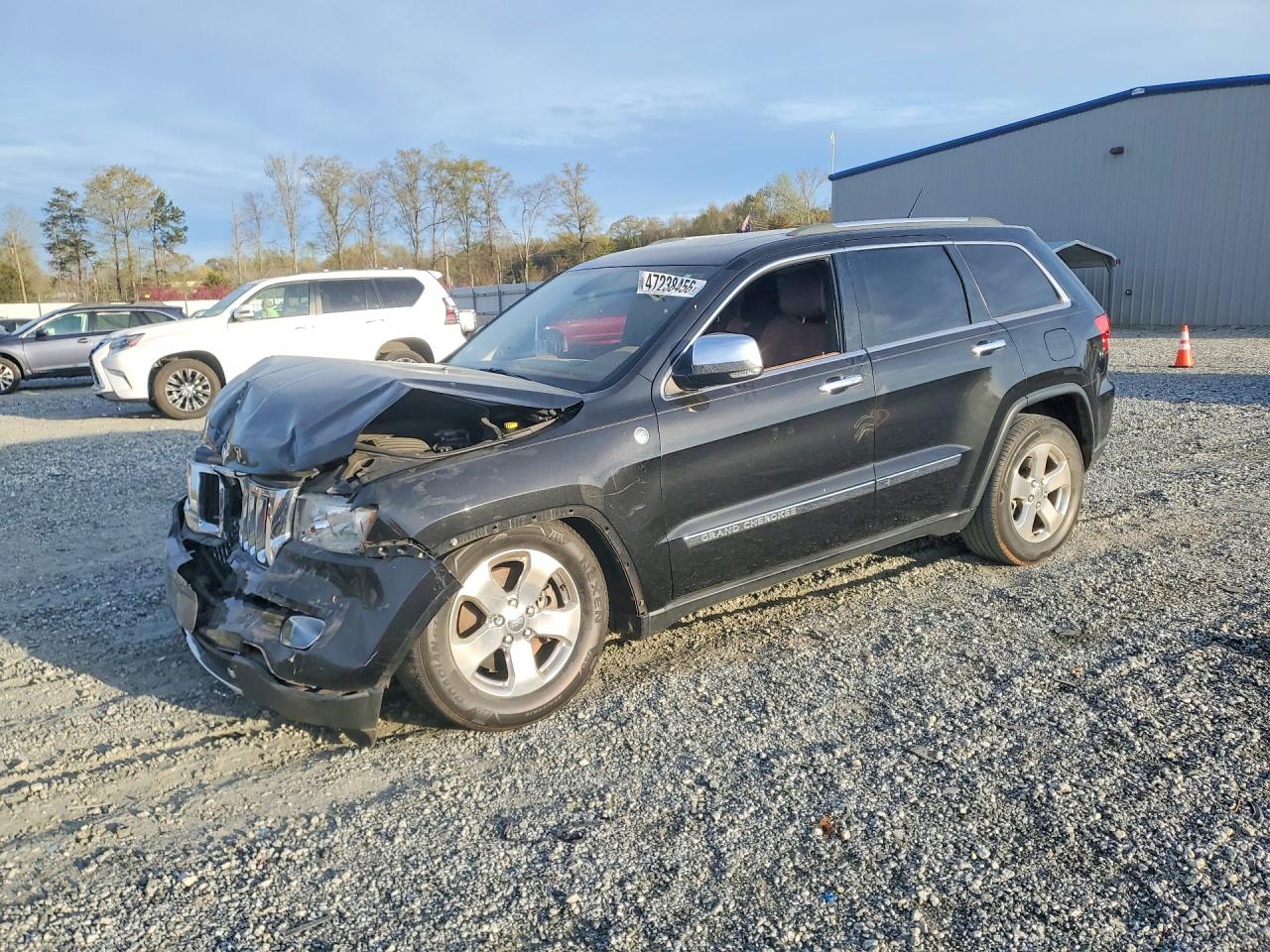 Salvage Jeep Grand Cherokee Image