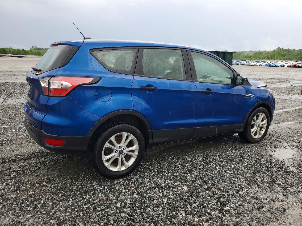 Ford Escape S