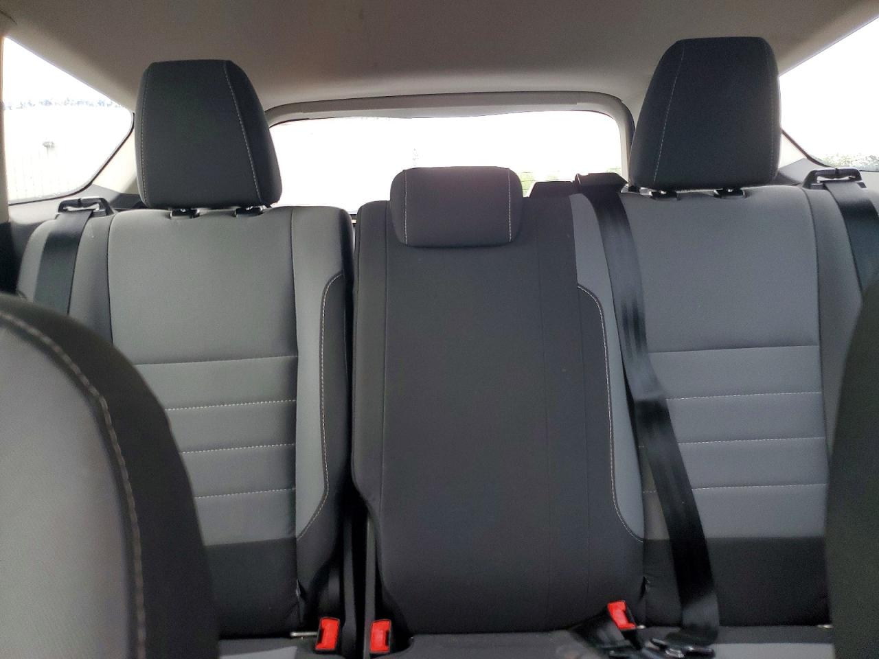 Ford Escape S