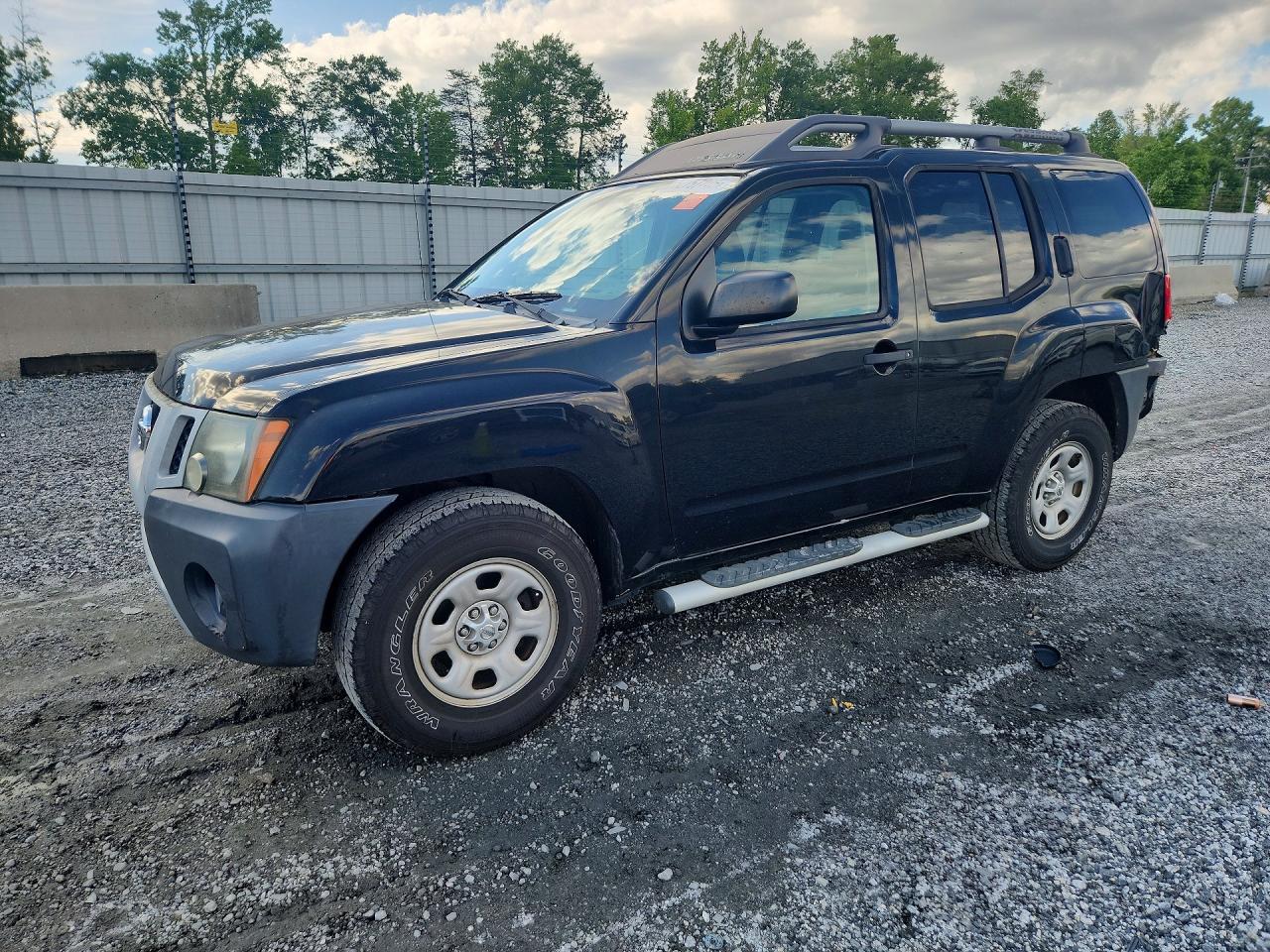 Salvage Nissan Xterra Image