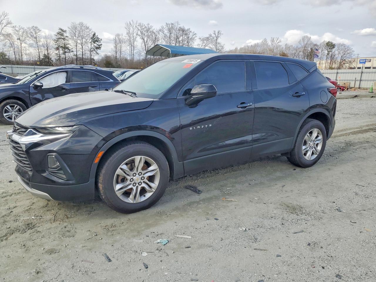 Salvage Chevrolet Blazer Image