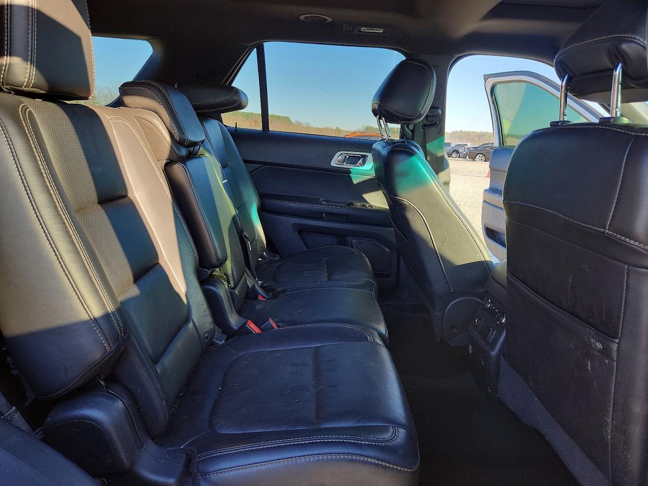 Ford Explorer Sport