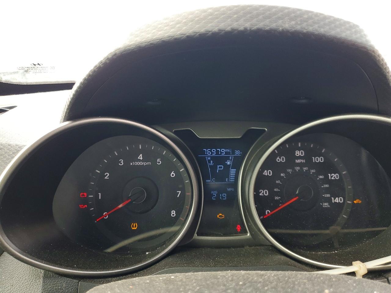Hyundai VELOSTER Value Edition