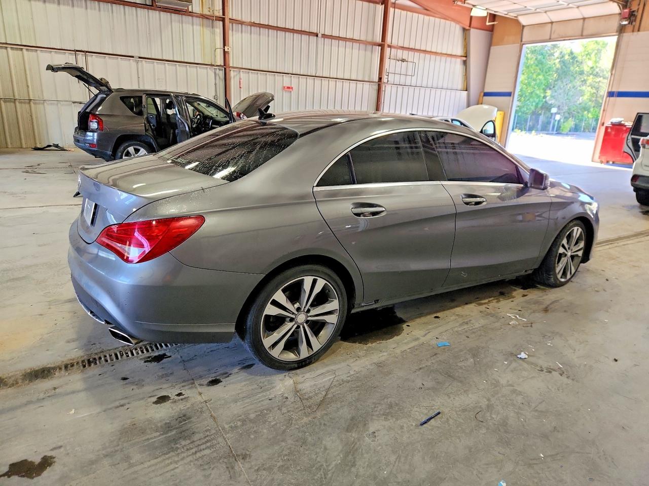 Mercedes-Benz Cla-class 250