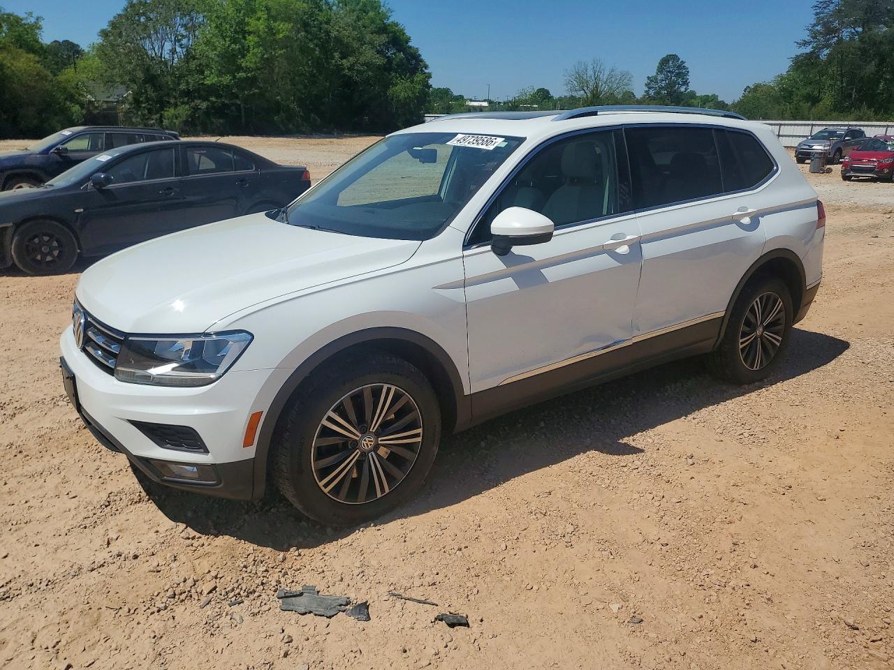 Salvage Volkswagen Tiguan Image