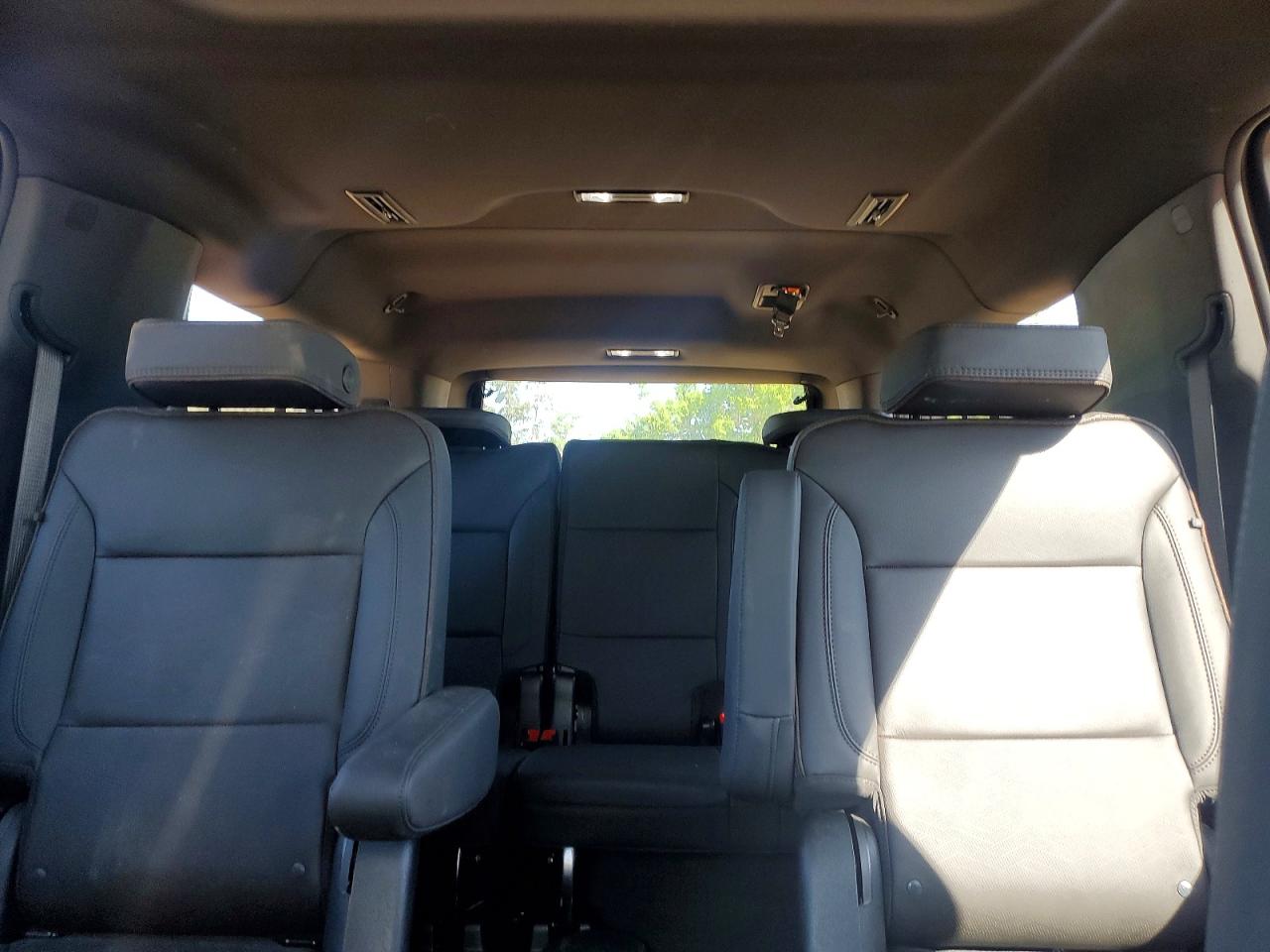 Chevrolet Suburban C1500 High Country