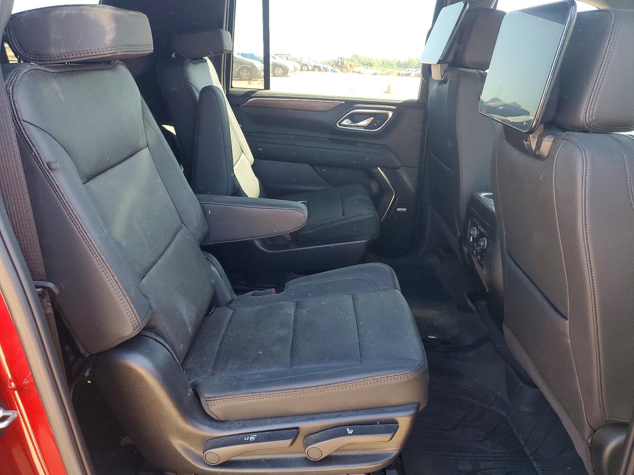 Chevrolet Suburban C1500 High Country