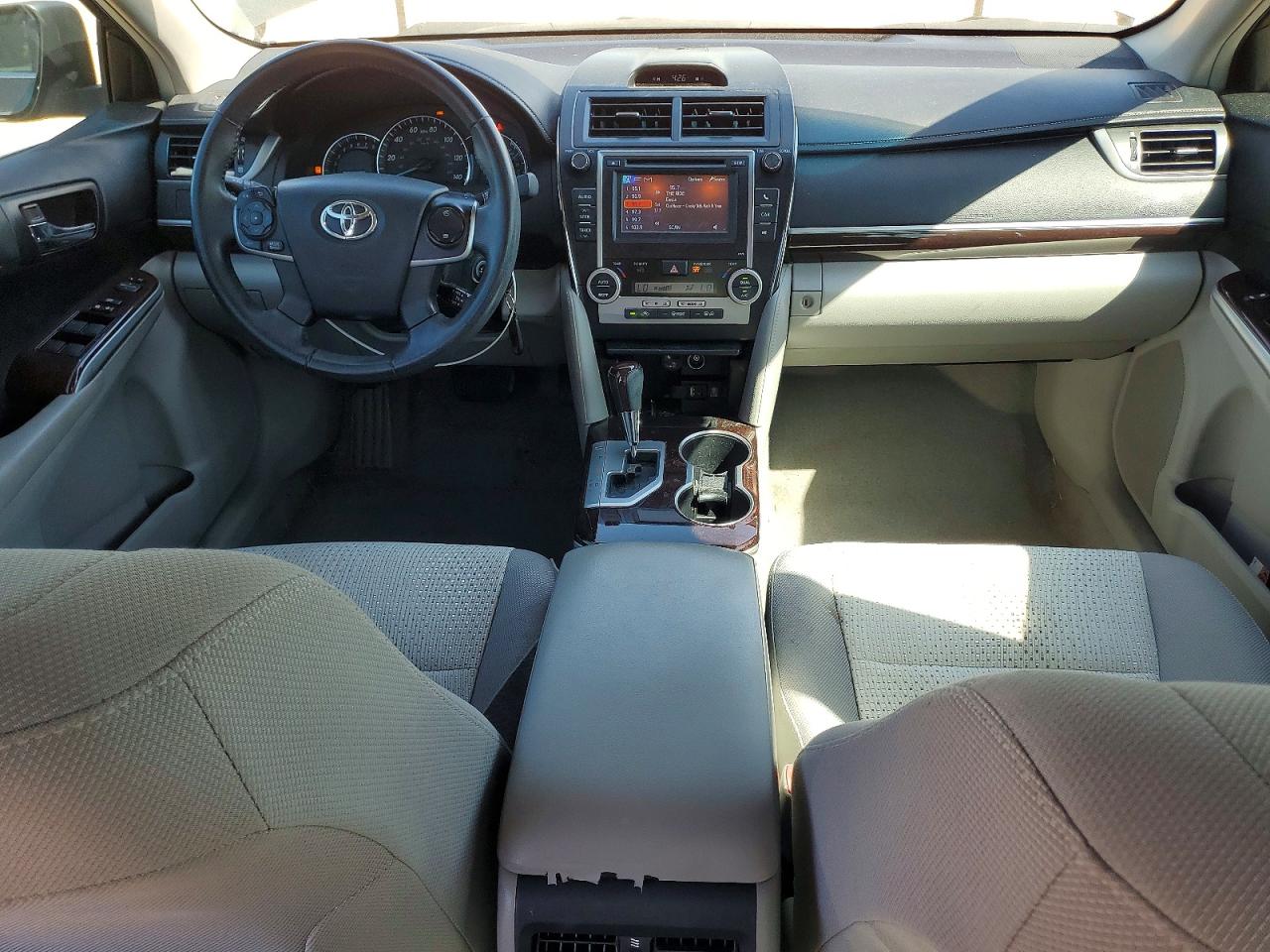 Toyota Camry Xle