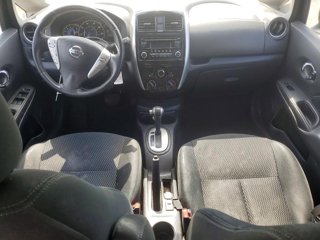 Nissan Versa Sv