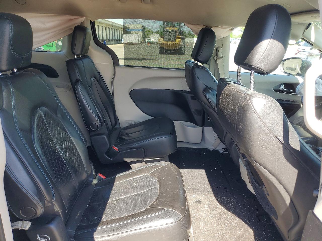 Chrysler Pacifica Touring L
