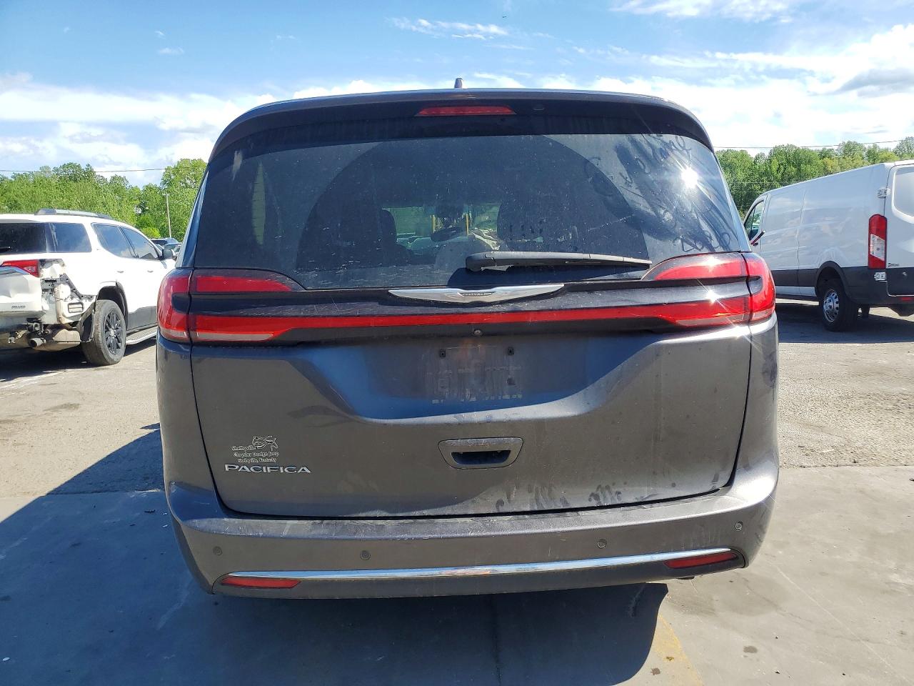 Chrysler Pacifica Touring L