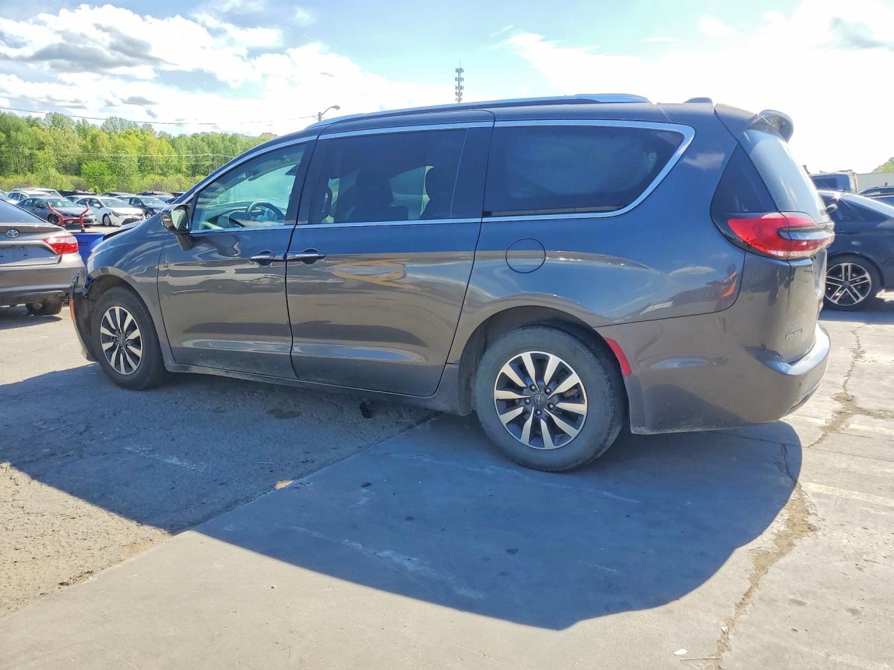 Chrysler Pacifica Touring L