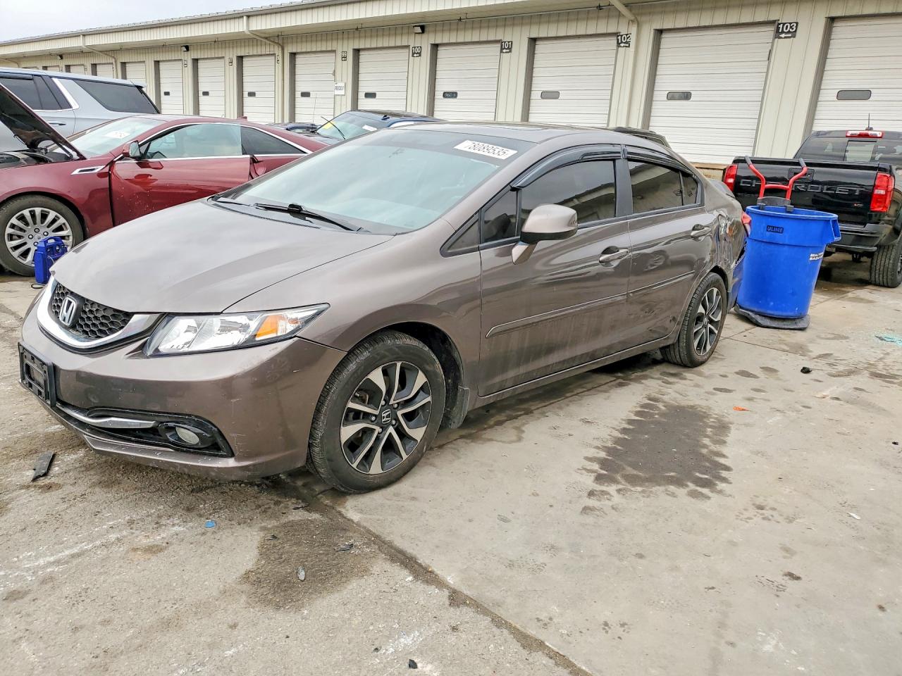 Salvage Honda Civic Image