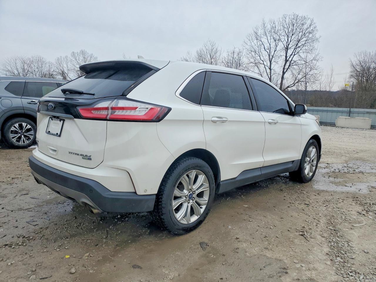 Ford Edge Titanium