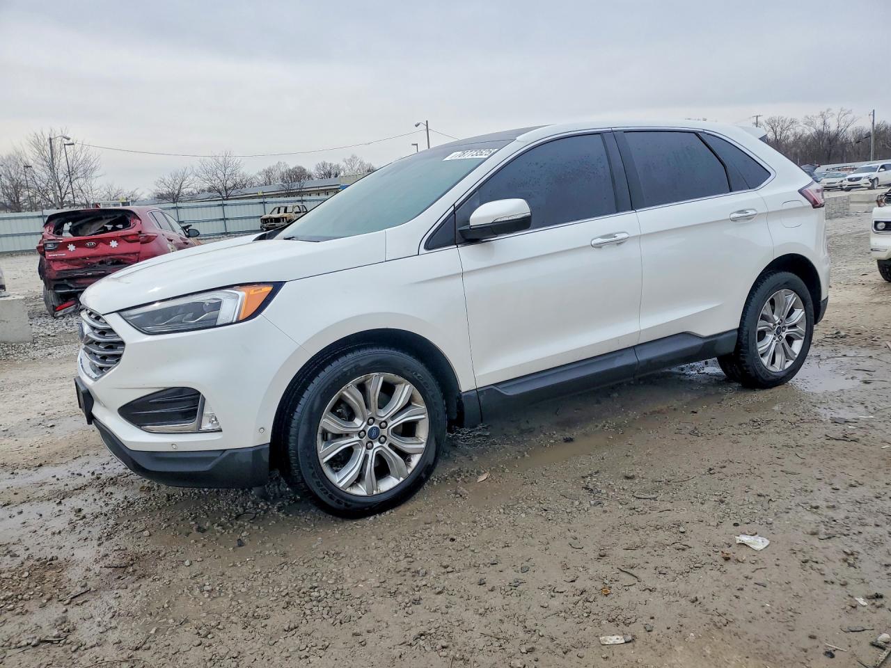 Salvage Ford Edge Image