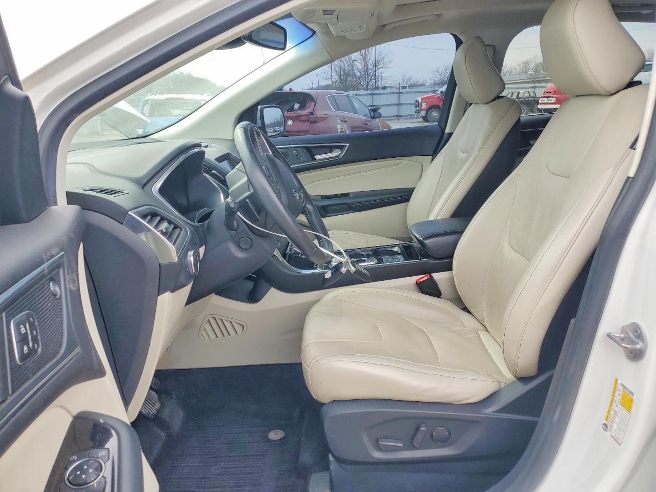 Ford Edge Titanium
