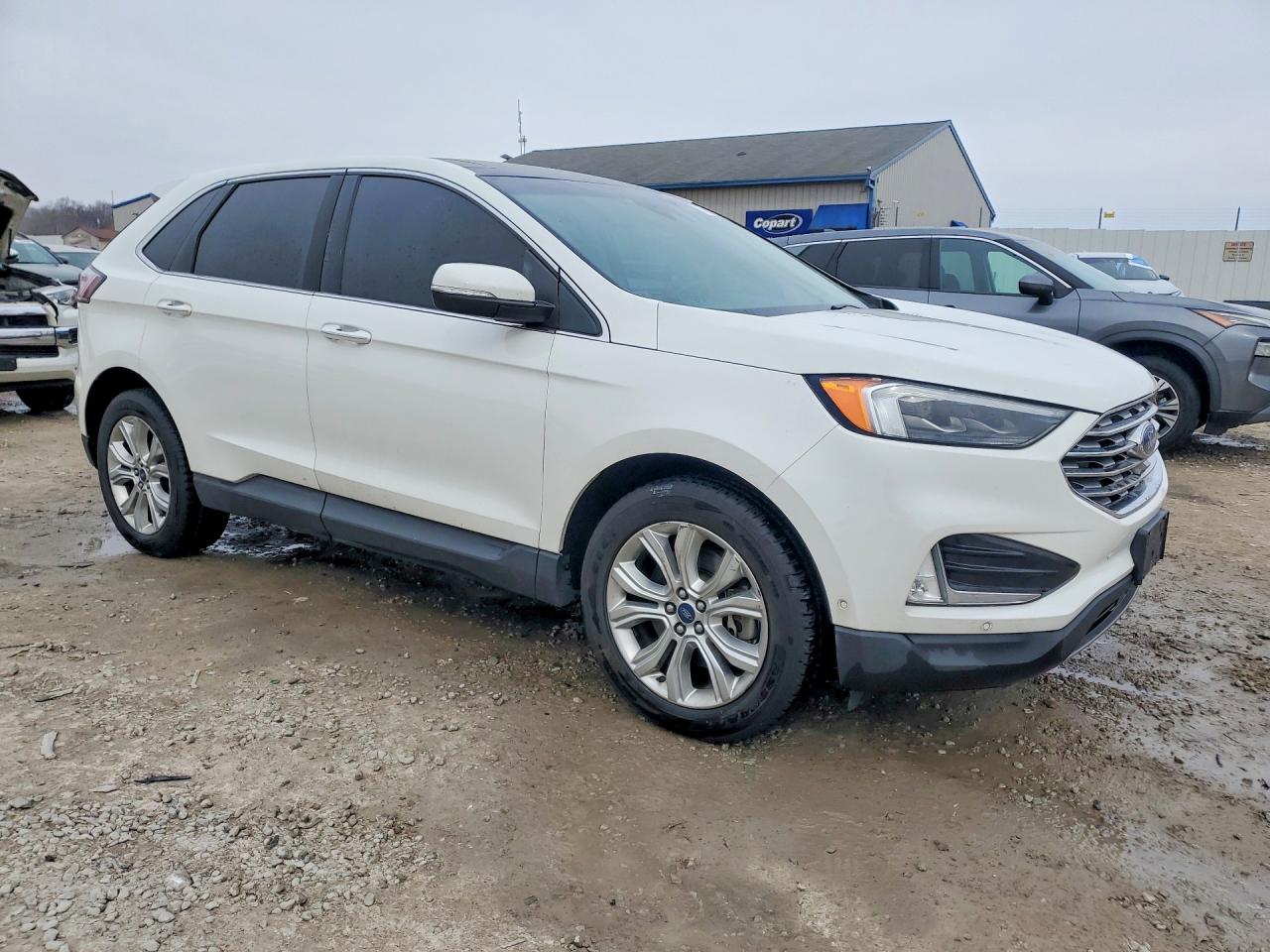 Ford Edge Titanium