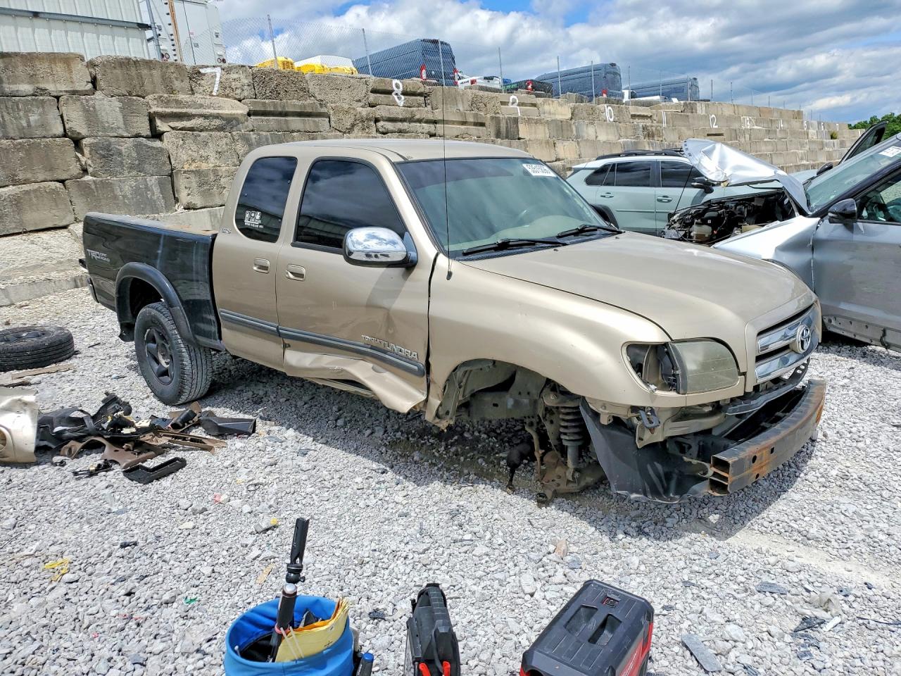 Toyota Tundra Access Cab Sr5