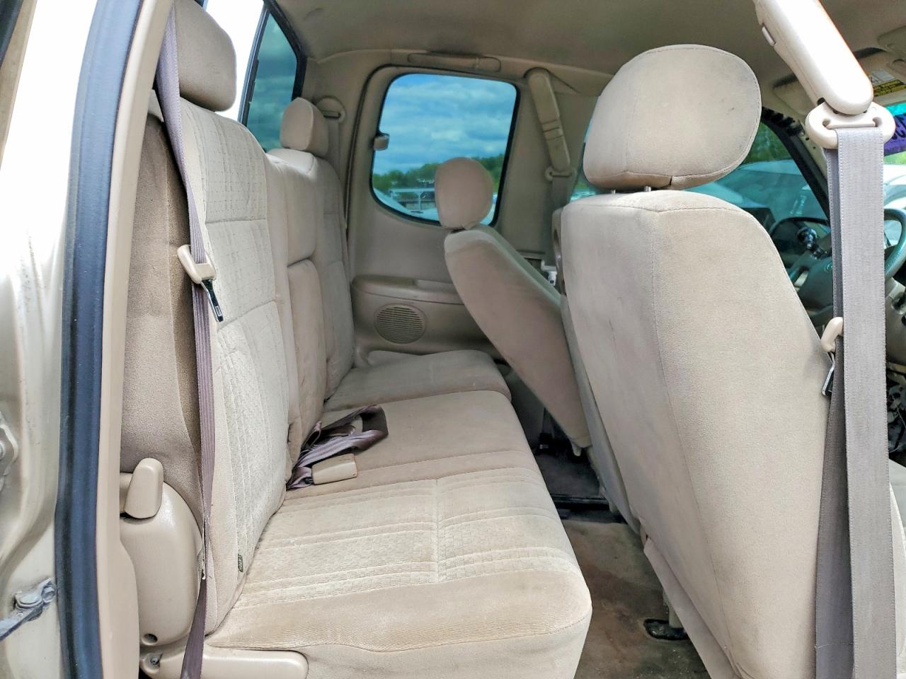 Toyota Tundra Access Cab Sr5