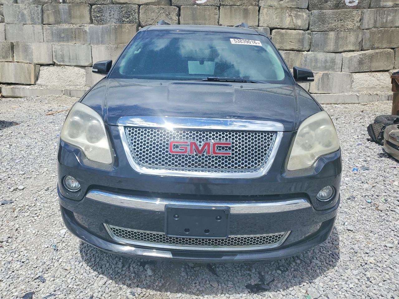 GMC Acadia Denali
