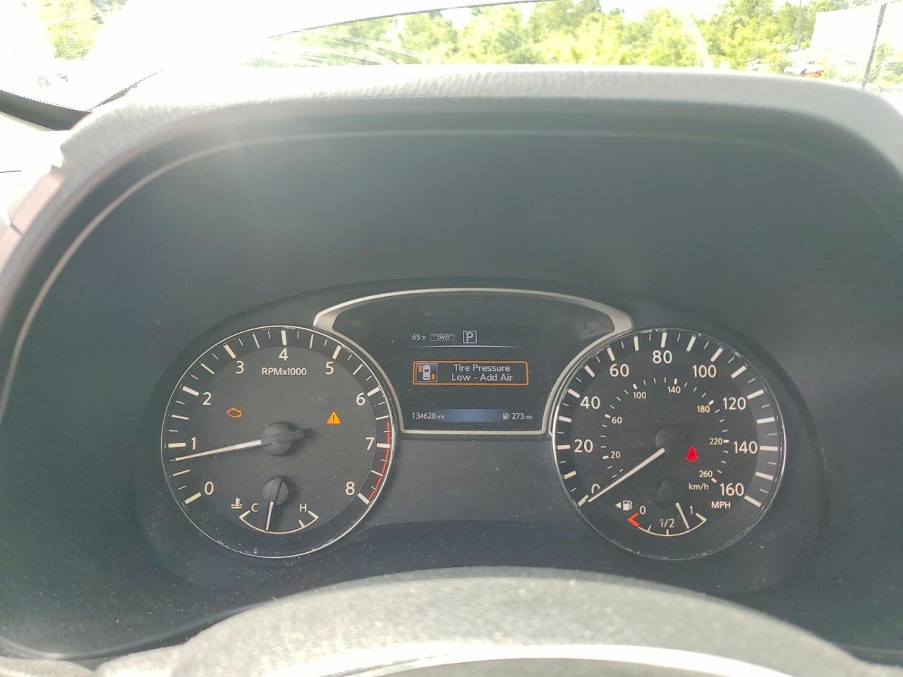 Nissan Pathfinder Sv