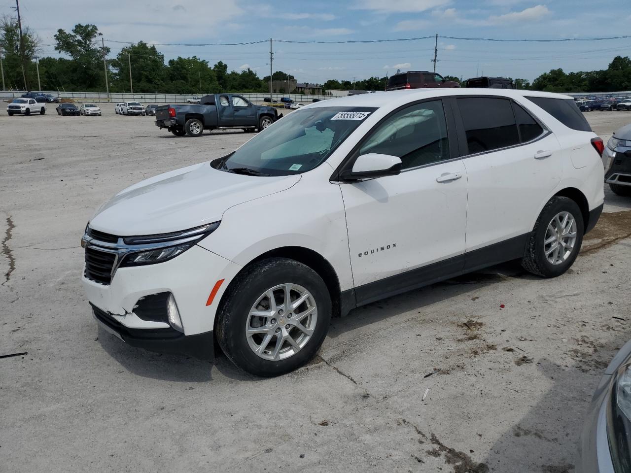 Salvage Chevrolet Equinox Image