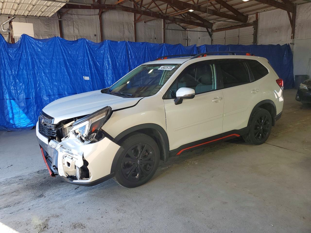 Salvage Subaru Forester Image