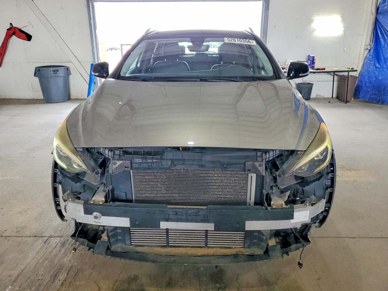 INFINITI Qx Premium