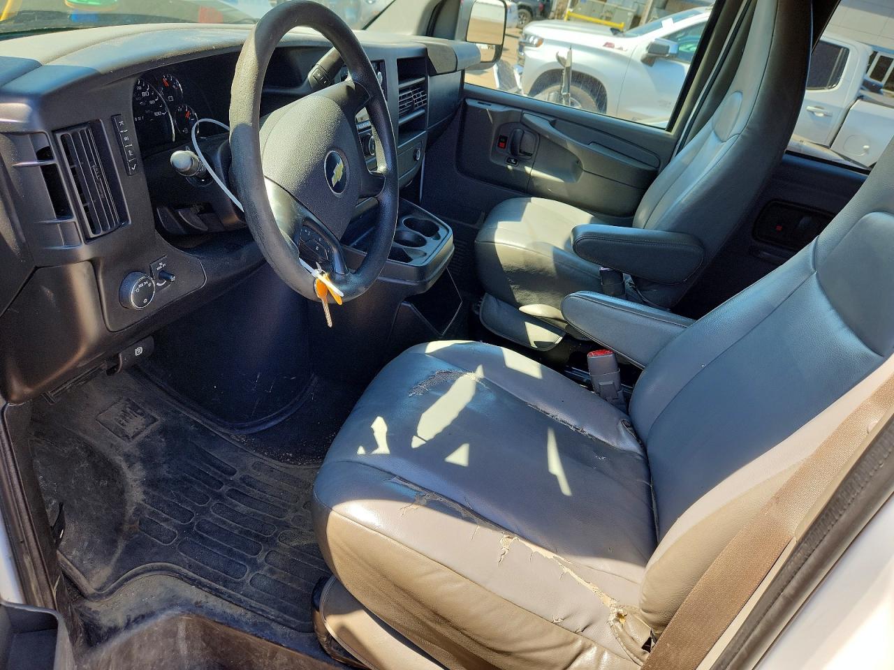 Chevrolet Express Ls